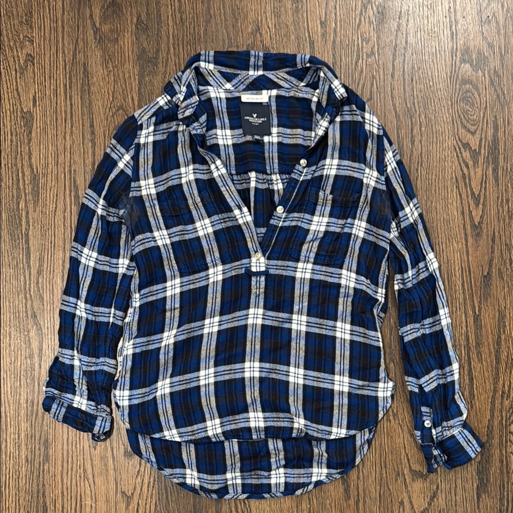 American Eagle Plaid Button-Up Shirt